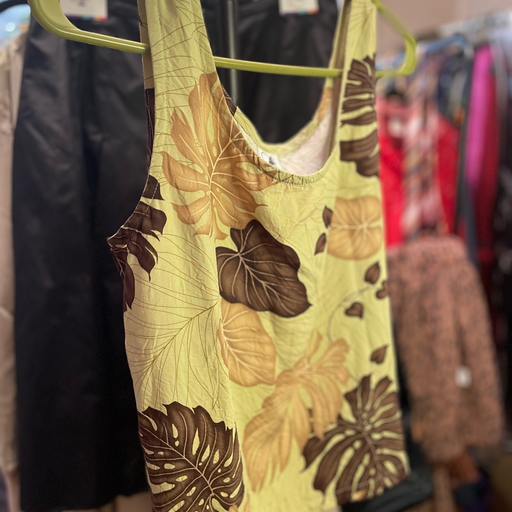 Women’s Tropical Leaf Print Tank Top in Soft Green and Brown